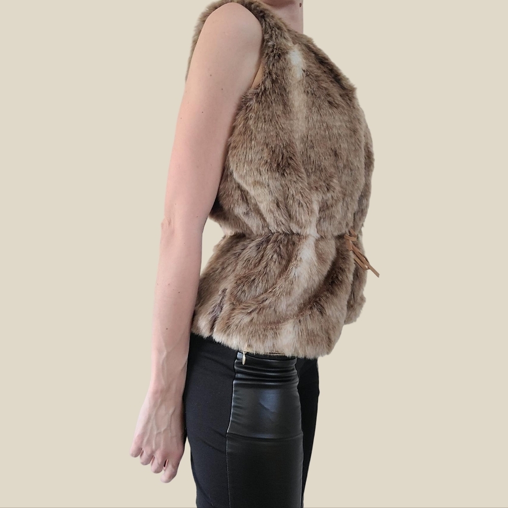 Faux Fur Vest - Picture 2 of 5